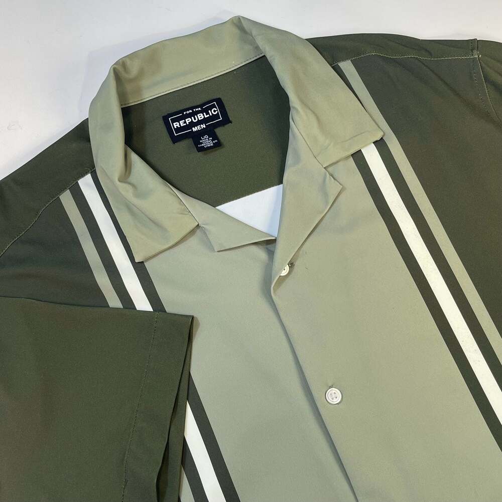 For The Republic Mens Olive Green Short Sleeve Bowling Style Camp Collar Shirt